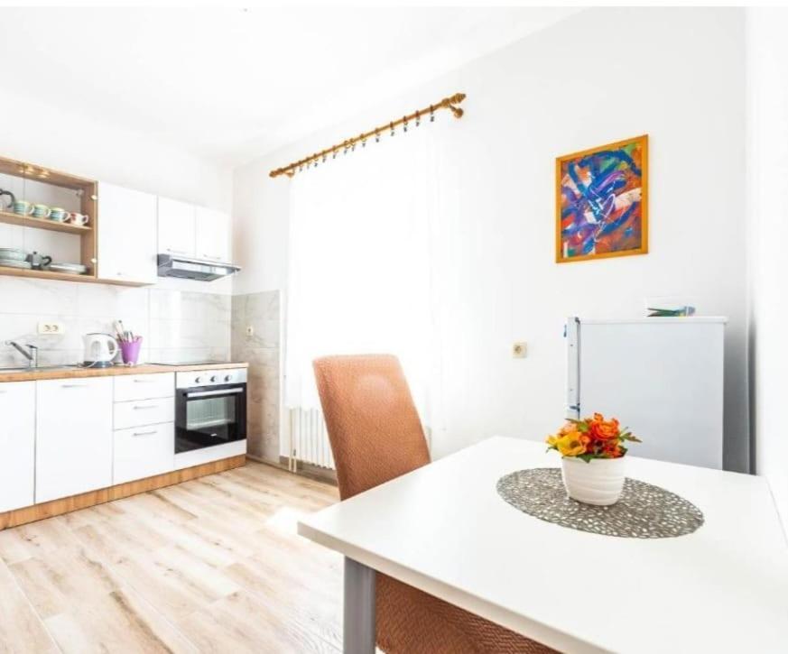 Apartments Niko Novalja Extérieur photo